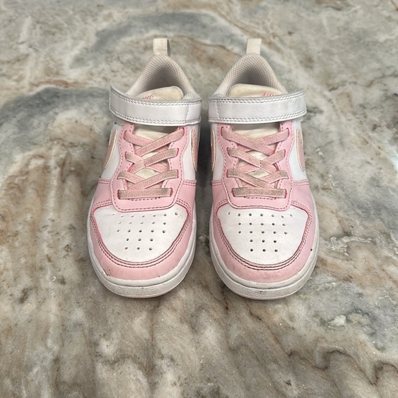 Girls nike borough court recraft low pink size 12 - Picture 3 of 7